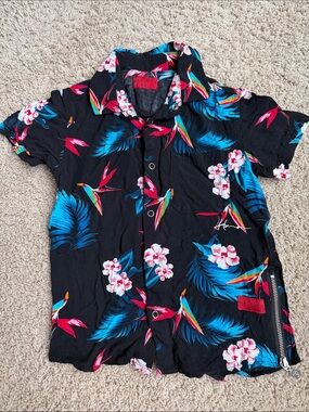 Haus of JR Hawaiian Print Kids Button-Up Shirt in Black with Tropical Florals